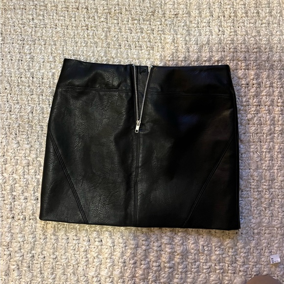Leather Mini Skirt - Picture 2 of 3